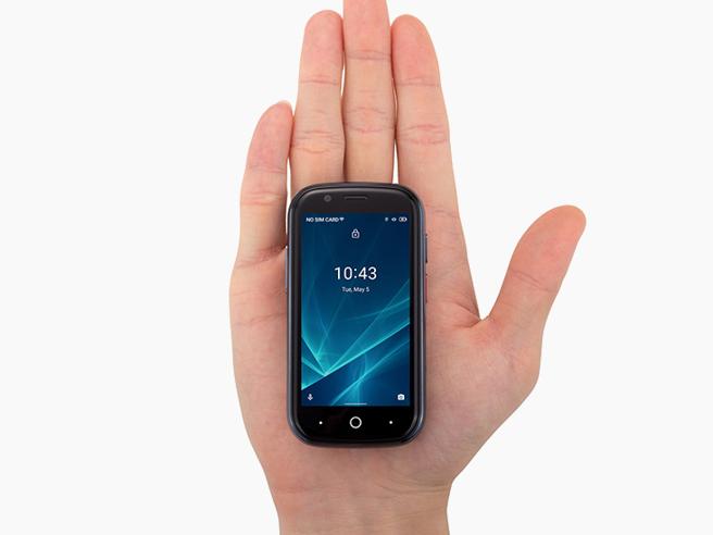 Jelly 2, torna il più piccolo smartphone del mondo - Corriere.it